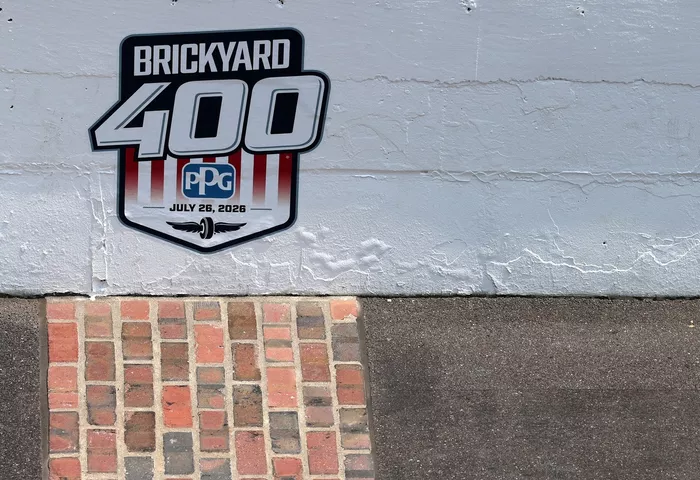 Brickyard 400 signage