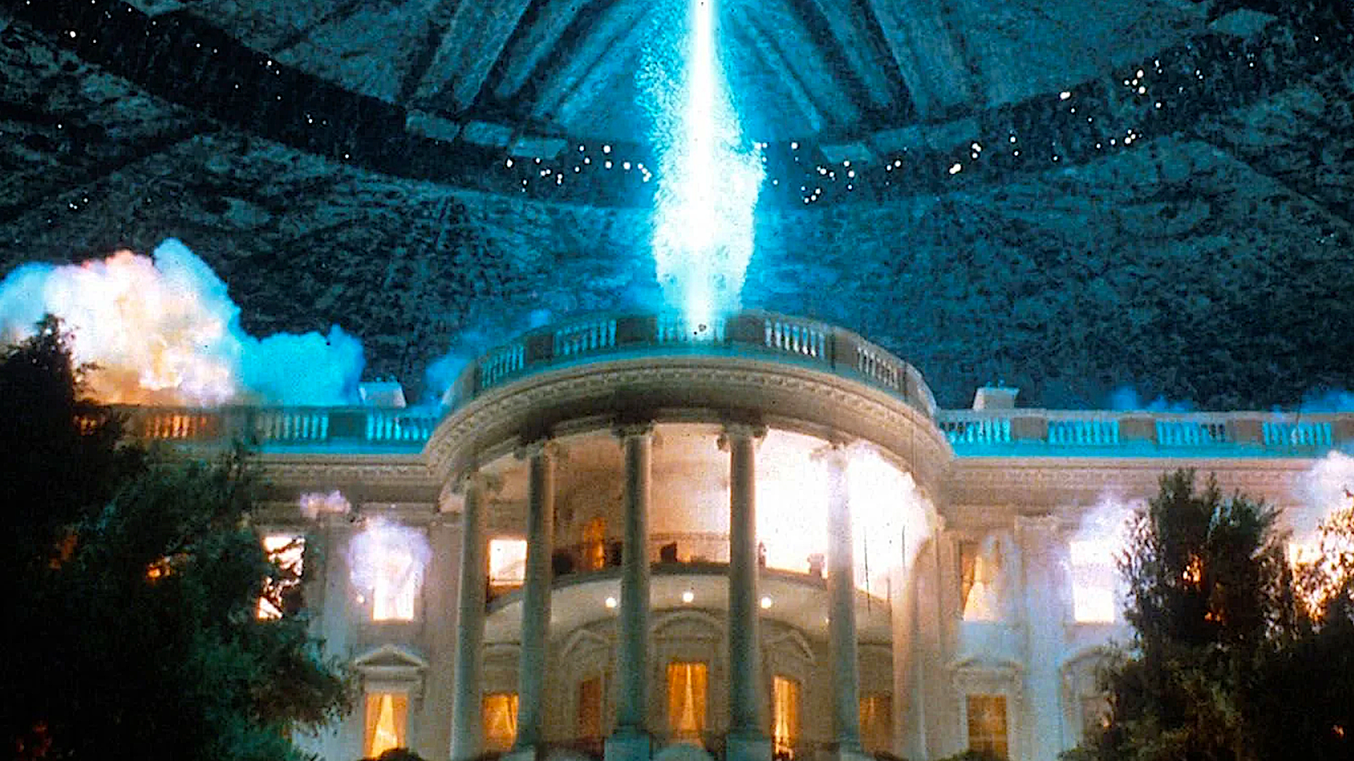 an alien spaceship blows up the White House