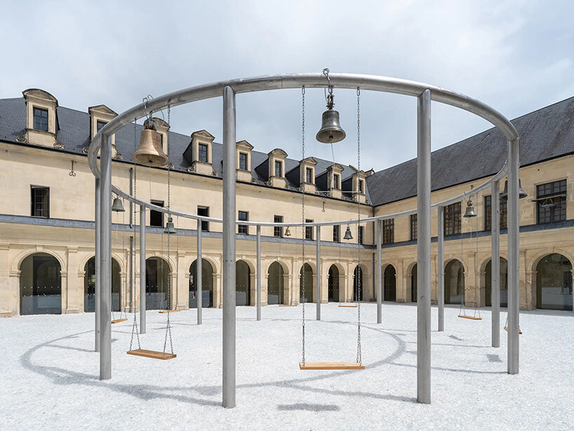 céleste boursier-mougenot composes music through a ring of swings and bells - 1