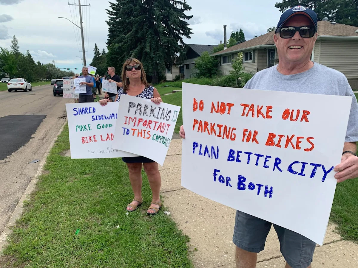 Edmonton city council considering options after residents say 50 Street bike lanes pose problems