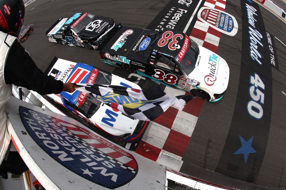 Chandler Smith, No. 38 Front Row Motorsports Ford, wins while lapping Kaden Honeycutt (No. 11) and Tyler Reif (No. 42)