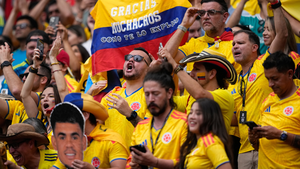Colombia fans swamp Vancouver for city's last hurrah at World Cup