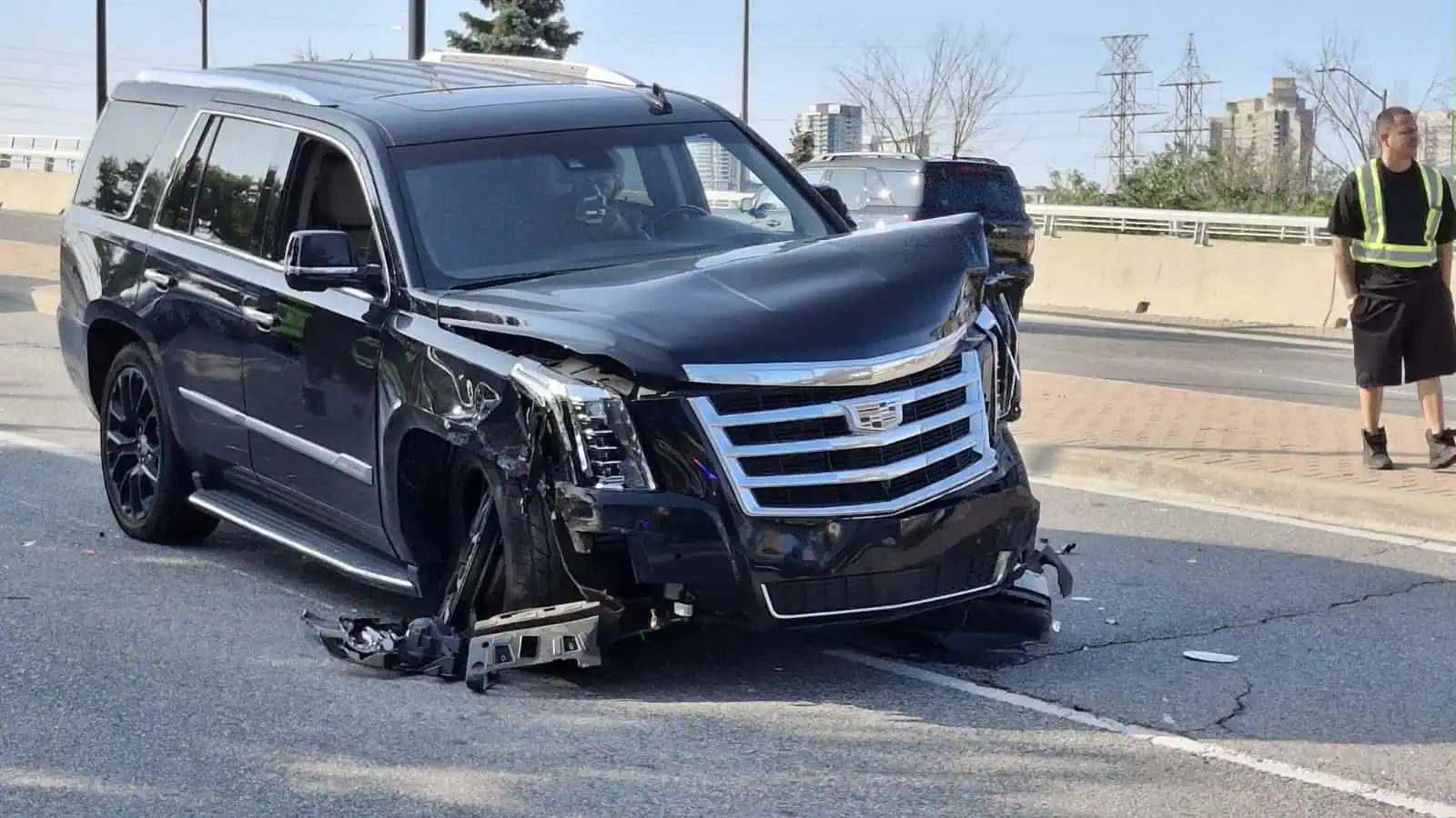 ROAD CLOSED: Crash could cause traffic delays in Mississauga