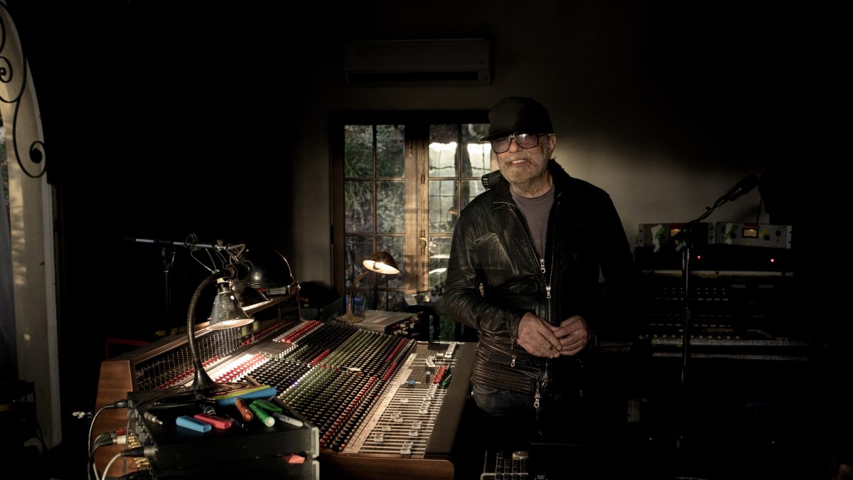 Grammy winning producer Daniel Lanois chats with Quinte News