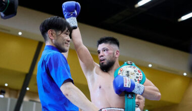 Mitsuro Tajima flattens Muhetoer Maihemut to capture the OPBF Cruiserweight championship in Osaka