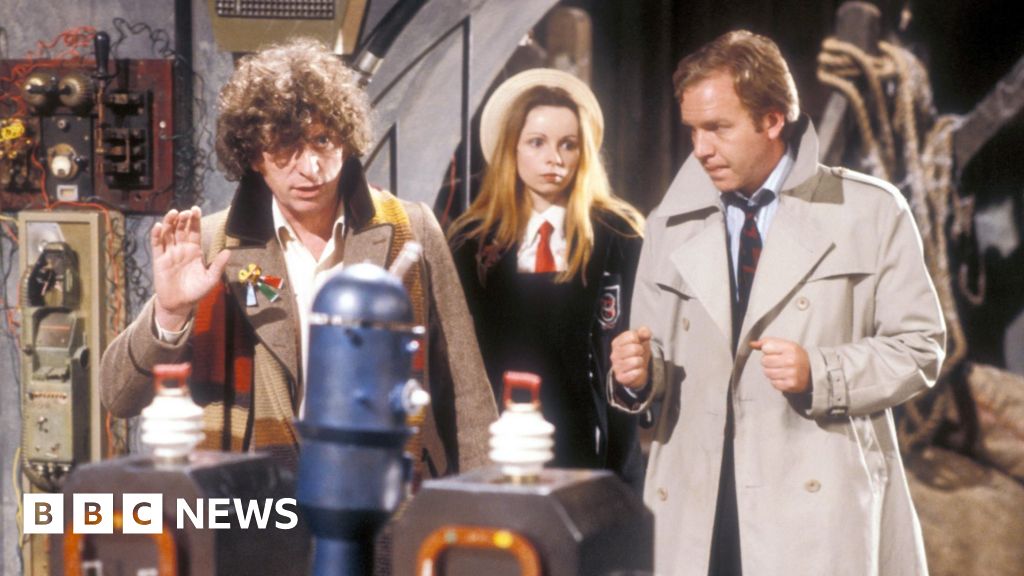 Doctor Who actor Tom Chadbon dies aged 80 - BBC