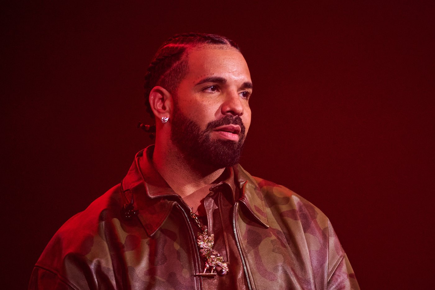 Drake trying to 'reverse curse' Canada vs. Morocco