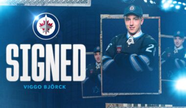 Jets sign forward Viggo Björck to a three-year, entry-level contract