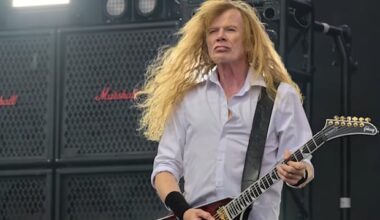 BLABBERMOUTH.NET