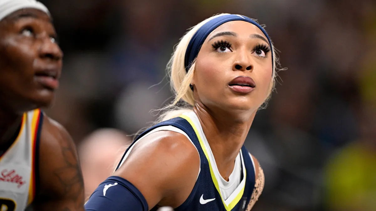 Chicago Sky's DiJonai Carrington shares swimsuit photos during injury recovery image