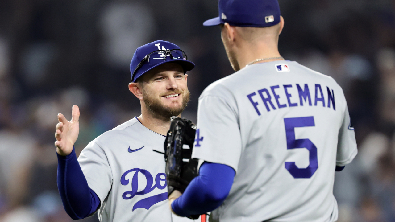 MLB Roundup: Muncy hits two-run homer in seventh to lift Dodgers over Yankees