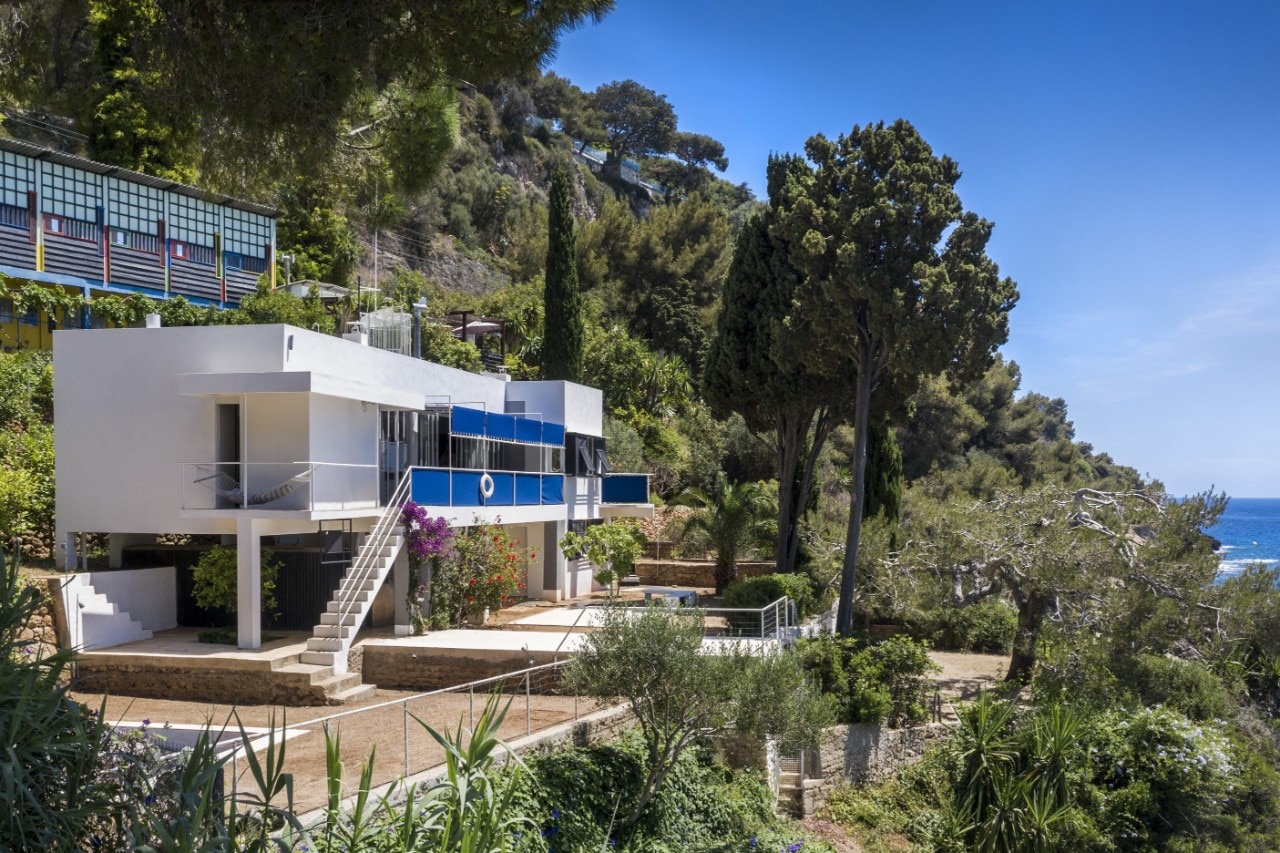 E-1027: Lorna Bauer’s exhibition on Le Corbusier’s murals in Eileen Gray’s house