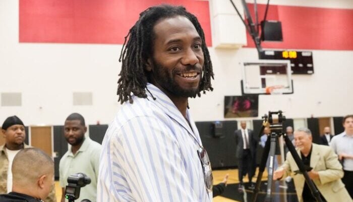 Toronto Raptors put Kawhi Leonard trade on hold pending NBA investigation