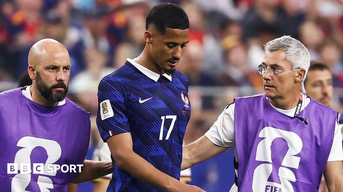 William Saliba goes off with an injury