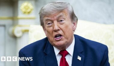 Trump threatens to bomb bridges and power plants unless Iran resumes talks - BBC