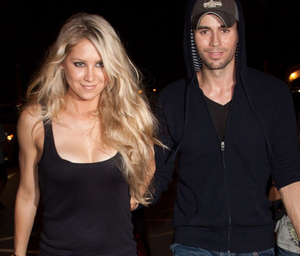 Anna Kournikova Shares Cute Photo of Her, Enrique Iglesias’ 3 Older Kids