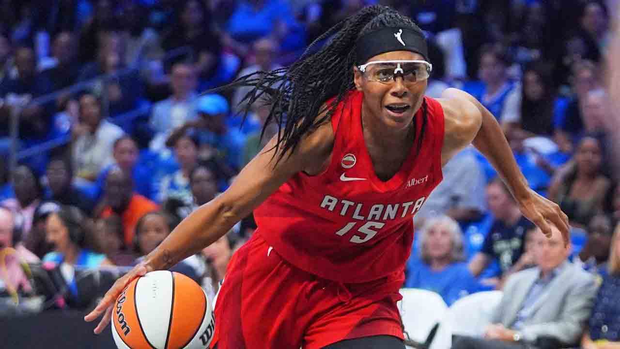 Gray, Reese lead Dream to comeback win over Wings with late surge