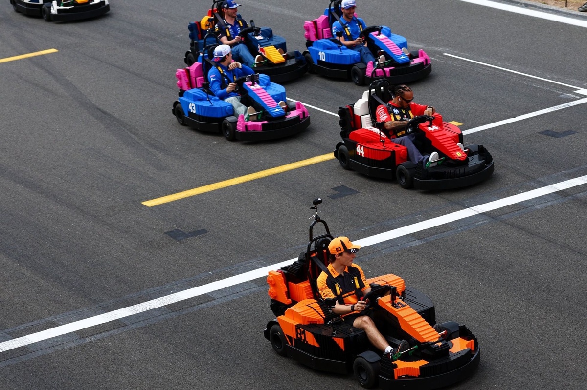 F1 drivers go viral after multiple LEGO cars beached during chaotic British GP parade