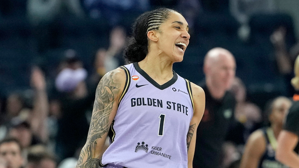 WNBA midseason grades: Gabby Williams, Valkyries soar into 'A' tier, Fever continue to confound, Sky falter