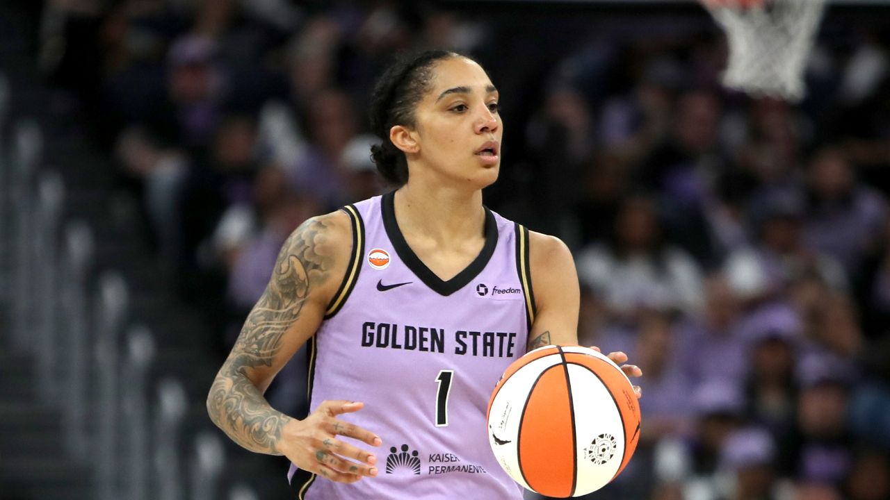 Valkyries extend win streak to eight with victory over Fever