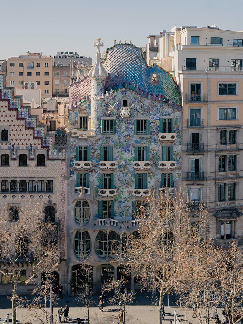 how antoni gaudí's architecture found its way into schiaparelli haute couture - 6
