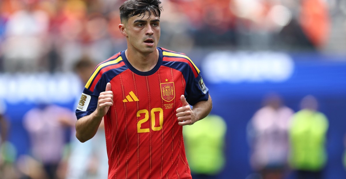 ‘Pedri can’t play for us the way he plays for Barçelona’ - Spain boss Luis de la Fuente