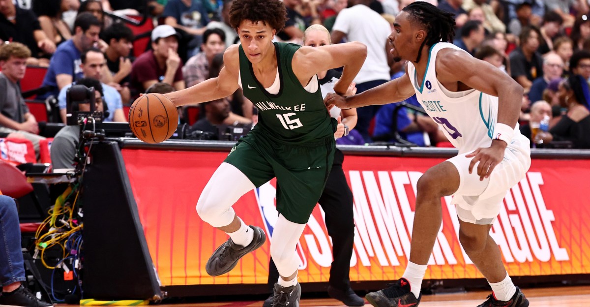Milwaukee Bucks Survey: Majority of fans feel the same about Giannis trade