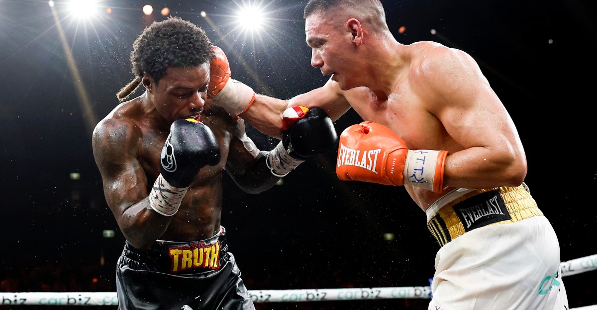 Highlights! Tszyu Retires Spence Jr. With Dominant Performance