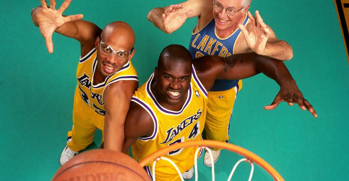 YouTube Gold: George Mikan, The First Great NBA Big Man