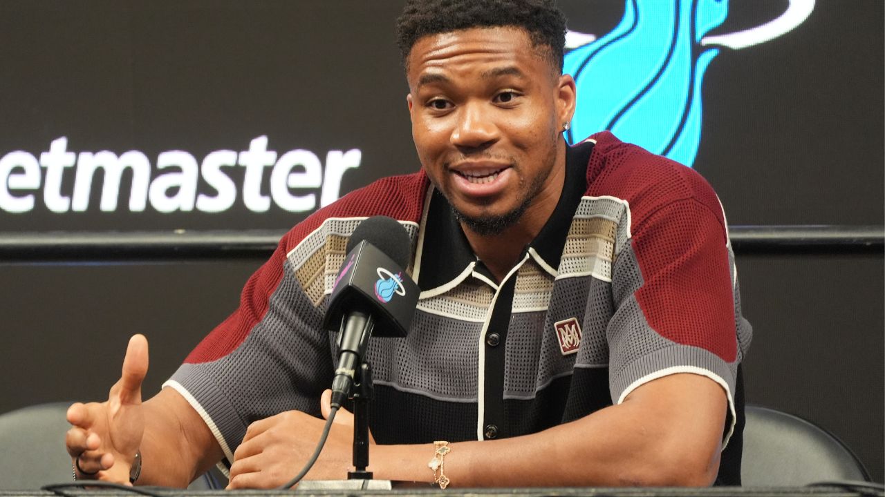 Giannis Antetokounmpo arrives in Miami, looking to follow Messi's path
