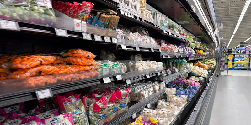 Cyclosporiasis Outbreak in US Linked to Bagged Salads and Fresh Herbs