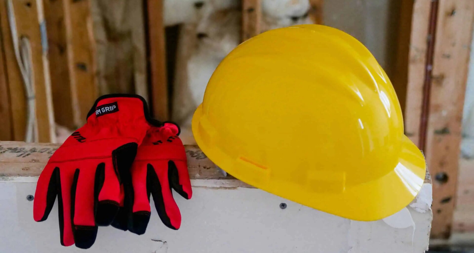 Worker's falls from ladder leads to $70K fine for Mississauga company