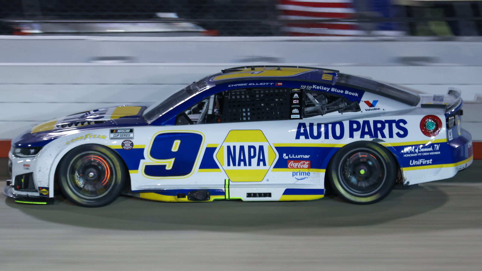Heavyweight battles dominate quarterfinals of NASCAR's In-Season Challenge