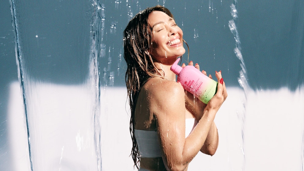 Beauty lately: Bath & Body Works' new campaign with Hilary Duff, free gifts at Credo and more