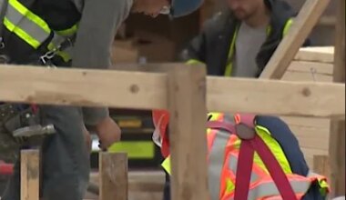Home prices continue to fall: Statistics Canada - YouTube