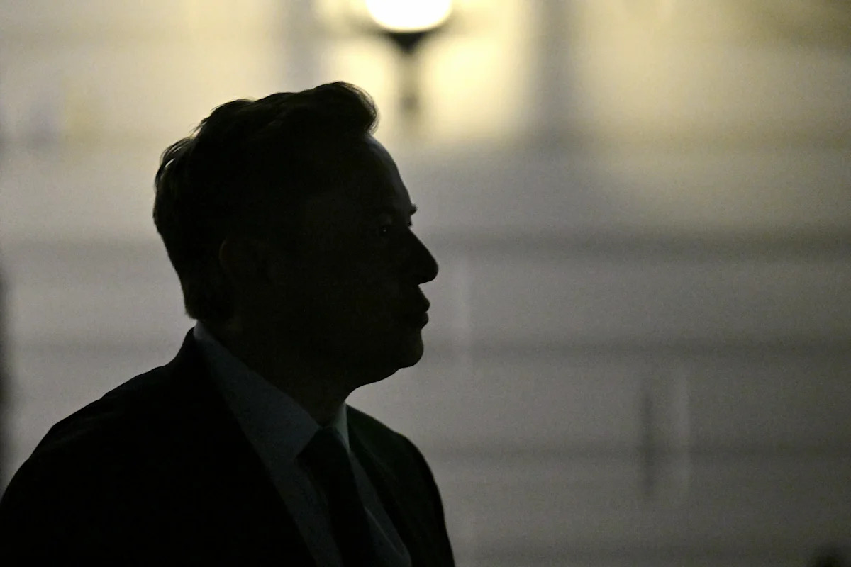 'Magnificent 7' stocks erase $797 billion in market value in worst day since April 2025