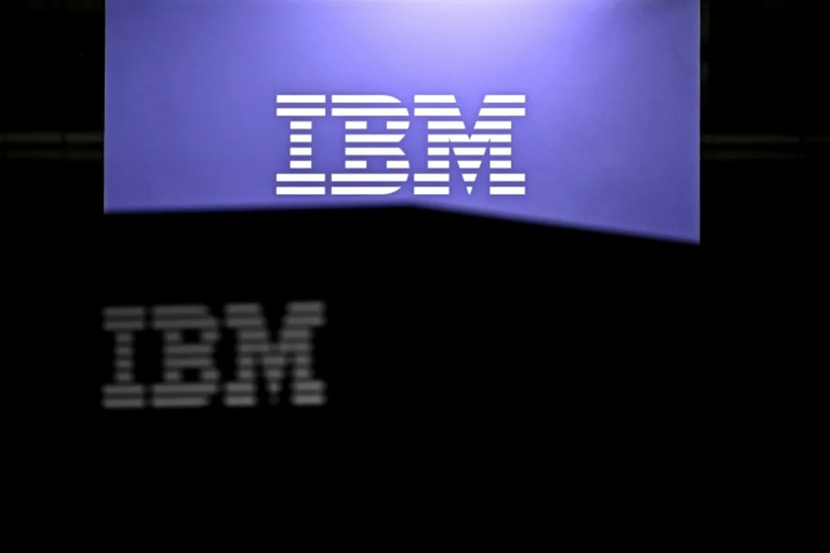 IBM shares plunge as AI spending boom disrupts business