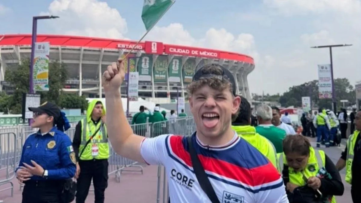 Mexico to New York: Cyclist's World Cup challenge