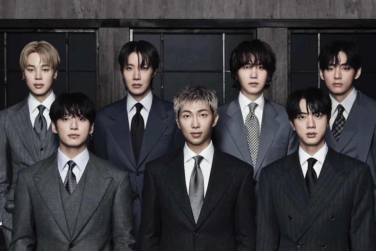 BTS’ ‘ARIRANG’ Surges on Charts After New Vinyl Drop