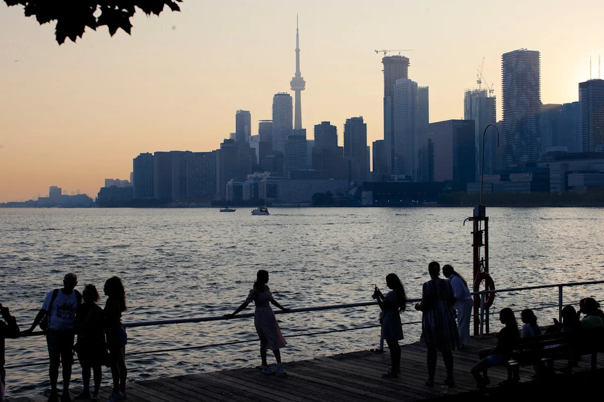 Toronto under air quality warning due to wildfire smoke after city swelters in extreme heat