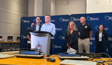 Ottawa pushes for provincial aid to more flood victims