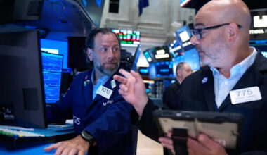 AI stocks sink and drag markets lower worldwide