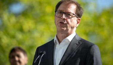 BC Hydro to build Vancouver Island battery energy storage to boost power flexibility