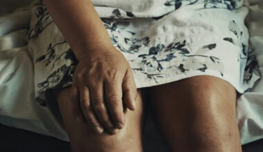 The Knee Pain A Surgeon Says Over-40s Should Never Ignore