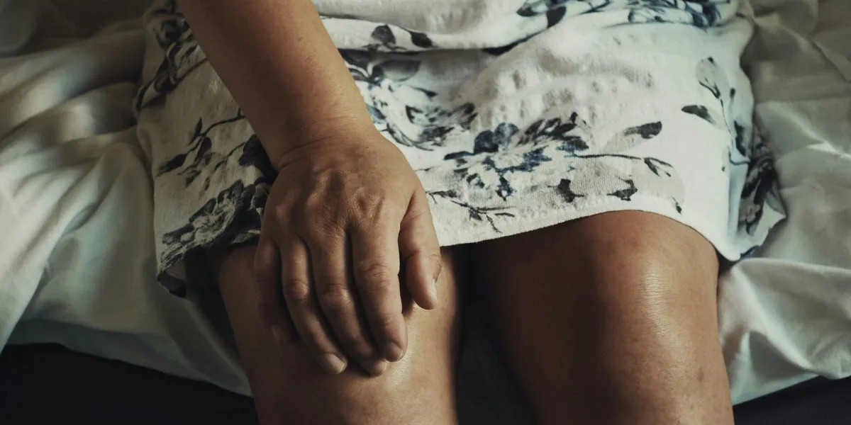 The Knee Pain A Surgeon Says Over-40s Should Never Ignore