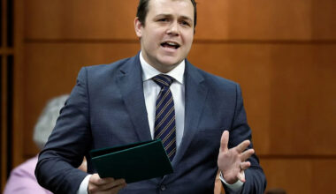Poilievre appoints Edmonton MP to lead party's pro-unity campaign ahead of Alberta separatism referendum