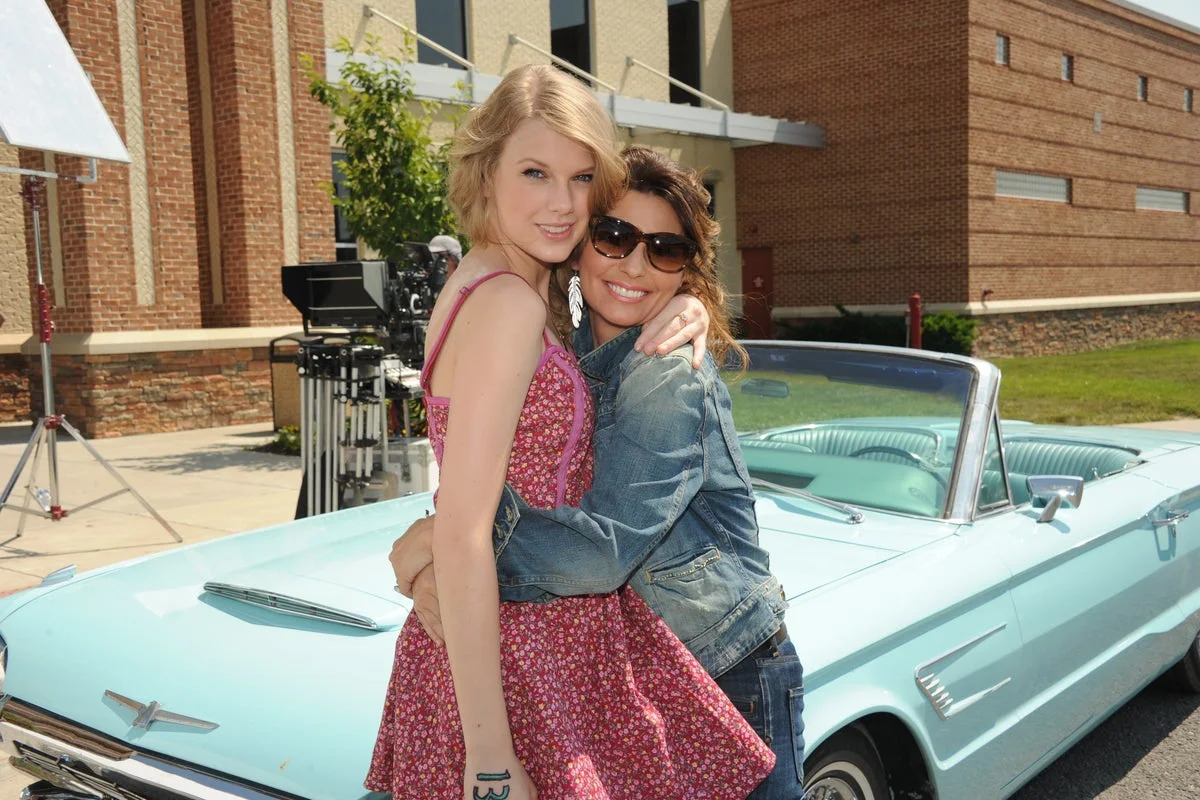 Shania Twain explains why she had to decline Taylor Swift’s wedding invite