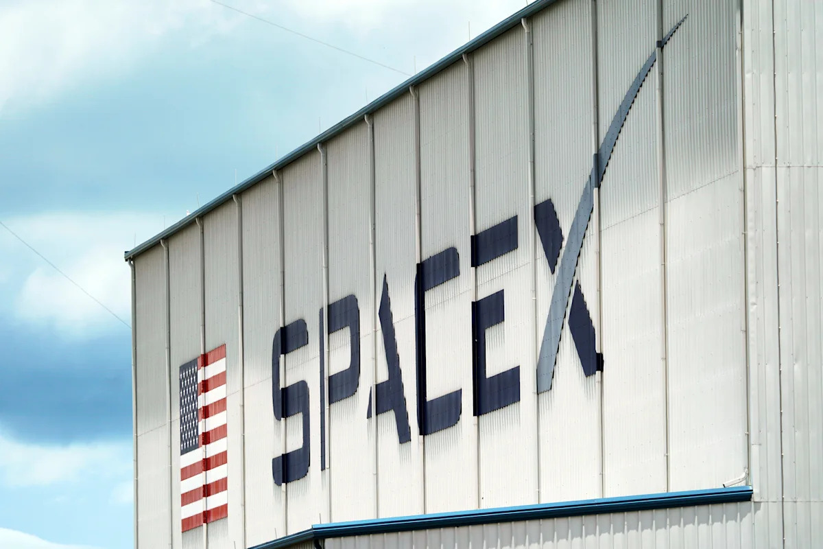 SpaceX stock plunge sends a big reminder to those who want to get in on or near IPO day