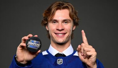 After inking first NHL contract, McKenna reveals new Leafs number will be 92 – TSN