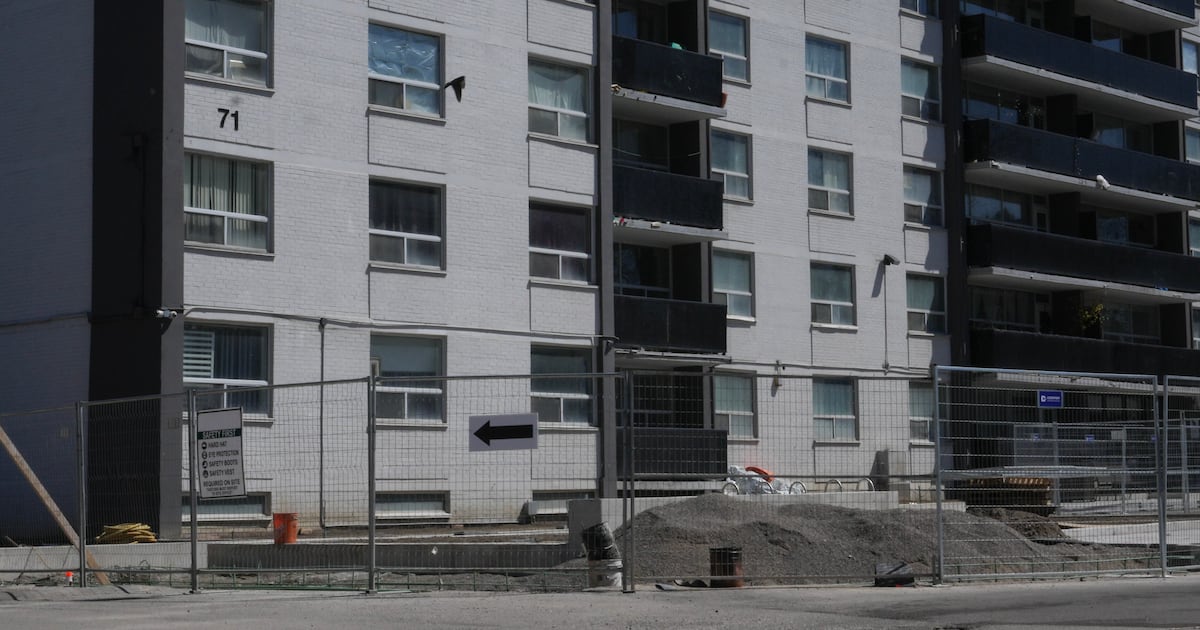 Toronto councillor says bylaw officers should help stop bad landlords – CP24